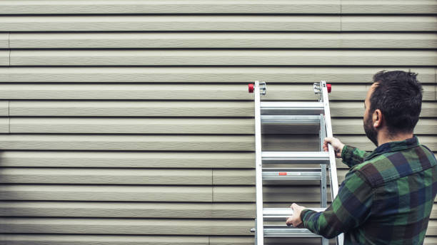 How To Choose The Right Materials for Your Siding Installation in 'Sistersville, WV